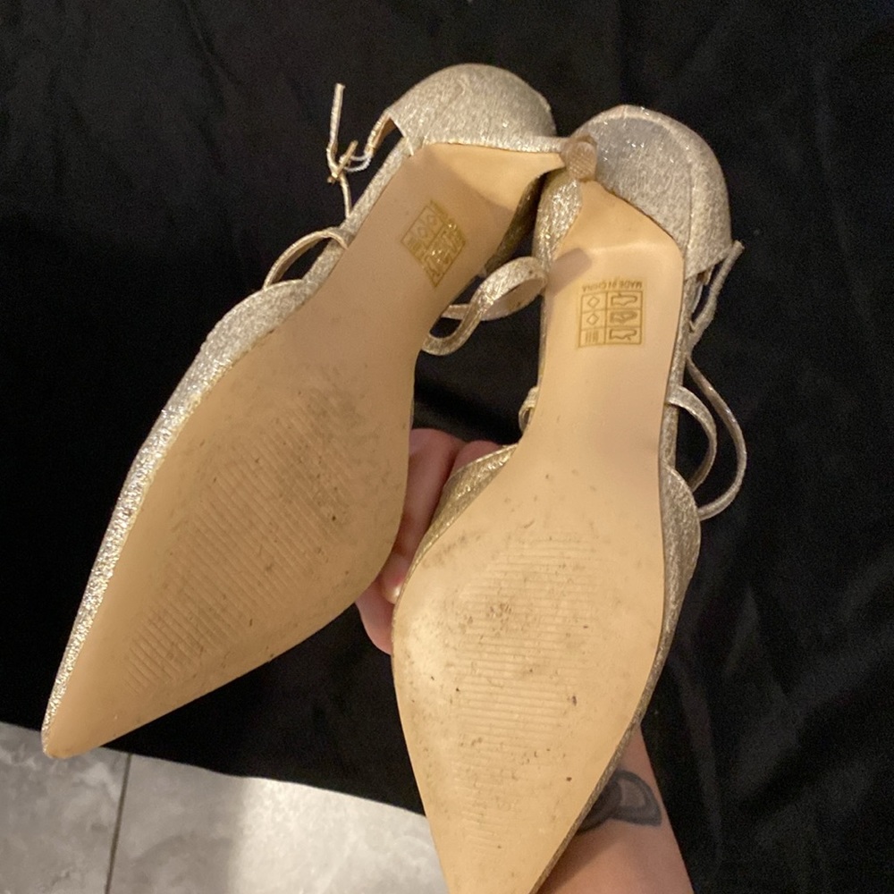 Heels - Picture 3 of 5